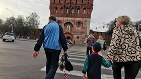 Штраф за непропуск пешехода: размер и правила в Шинсервис